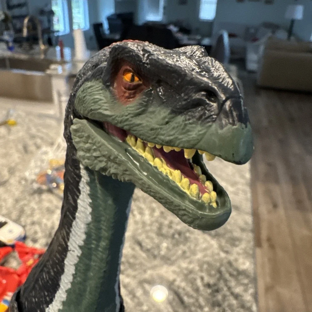 Mattel it scenes feature